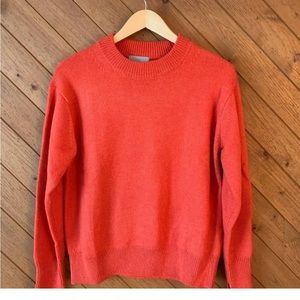 H & M Crew Neck Sweater, Orange. M.